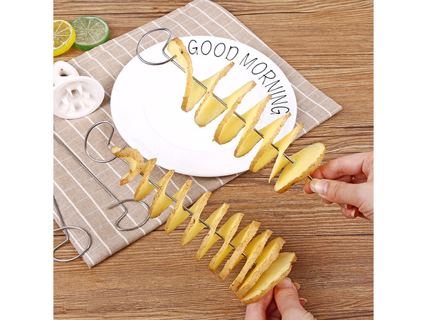 Potato chip machine twisted fryer