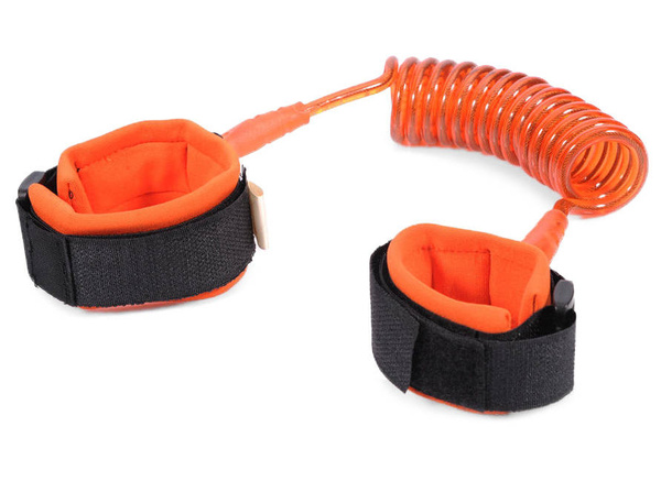 Povodec otroškega postroja proti izgubi pri pobegu