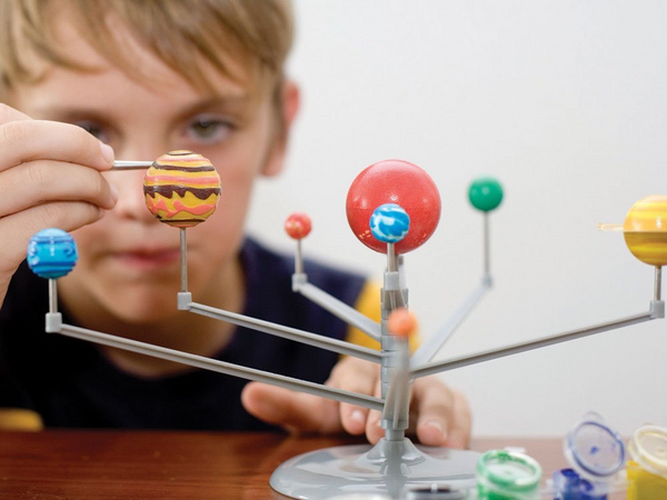 Loominguline maalikomplekt päikesesüsteem hariduslik mudel planeedid 3d