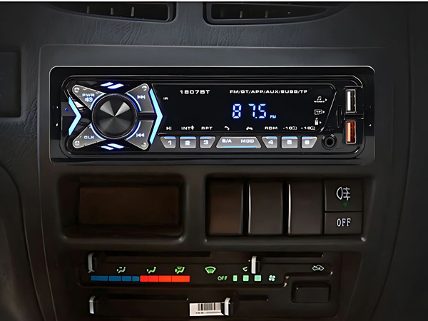 Автомобильное радио bluetooth usb aux sd 1-din спикерфон пульт дистанционного управления