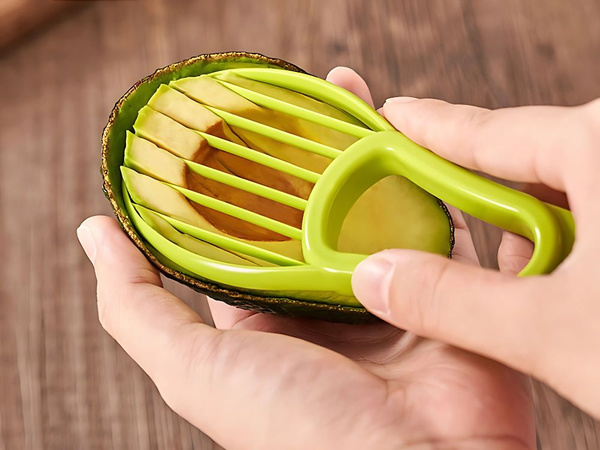 Cuchillo cortador de aguacate pelador de fruta multifuncional en plástico