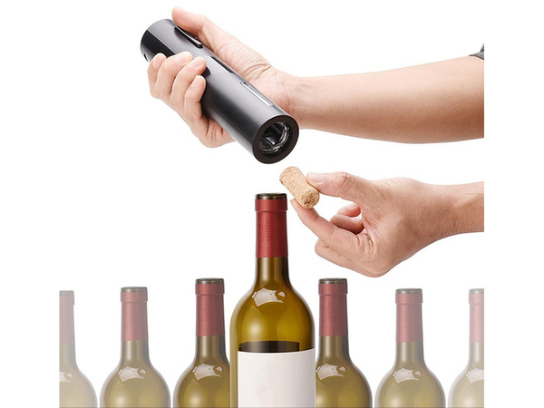 Electric corkscrew wine opener set