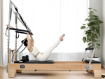 REFORMER PILATES CVIČENIE POSTEĽ FITNESS ZARIADENIA
