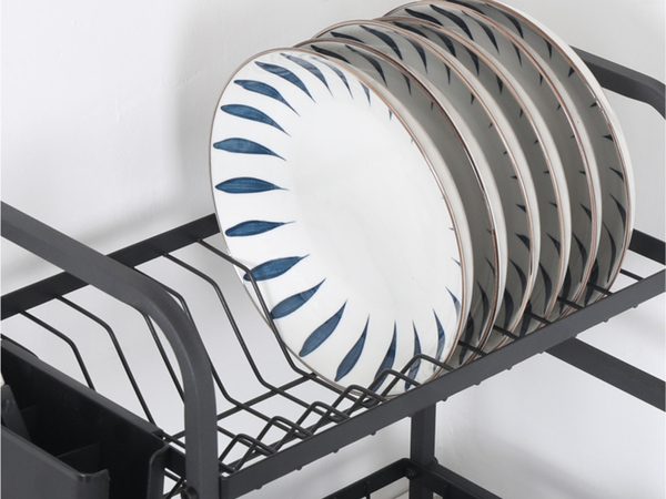 Mosogatógép szárító tányérok evőeszközök poharak kétszintes lefolyó tálcával