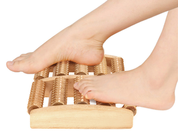 Masajeador de pies tradicional de madera rodillo 2x5