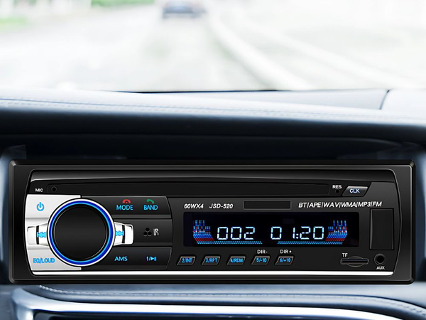 Autórádió bluetooth usb aux sd 1-din mikrofon + pilot 4 x 60w