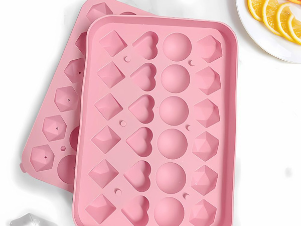 Moule à glaçons en silicone 3D en forme de cœur, boule, diamant et cube pour boissons