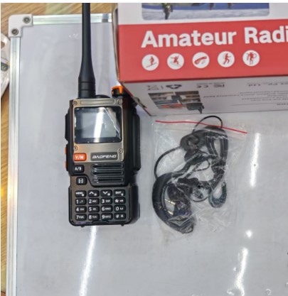 RADIJO STOTELĖ  UV-K61PRO (50)