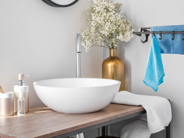 Cintre de salle de bain noir pour serviettes et accessoires 40cm sans perçage 4 crochets