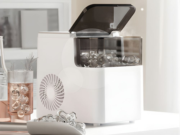 Automatic ice cuber ice cubes sizes rapid cooling with spatula