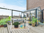 Holzblumenbeet für topfblumen zweistöckiges regal auf rädern terrasse
