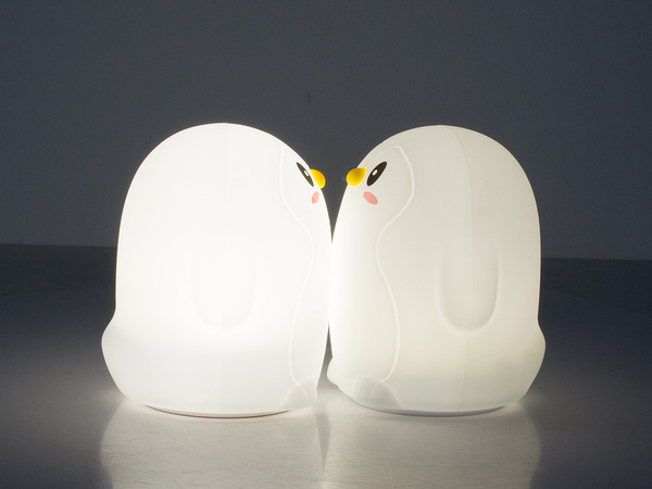 Veilleuse pingouin led rgb télécommandée usb pour enfants