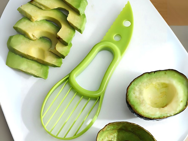 Cuchillo cortador de aguacate pelador de fruta multifuncional en plástico