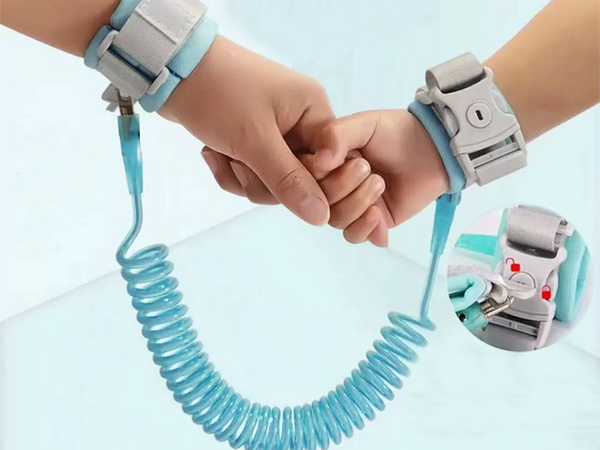 Harness strap for children to prevent escape and getting lost, adjustable