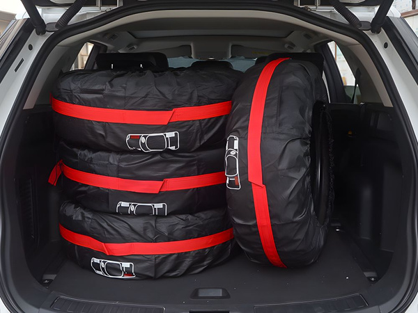 GUMIABRONCS FEDELEK 19-23 INCHES KERÉKHEZ 4 DB-OS SZETT VÍZÁLLÓ, FOGANTYÚVAL