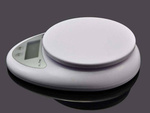 Elektroniskais kuchnes svars ar displeju 5 kg