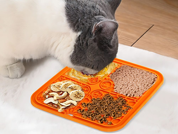 Silicone antirrestructive dog/cat eating mat 20cm