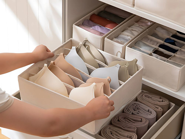 Organizér na podprsenku 6 přihrádek do šatní zásuvky bílý