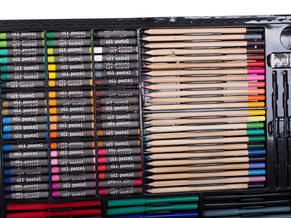 Artistic painting set in case 288 kosov