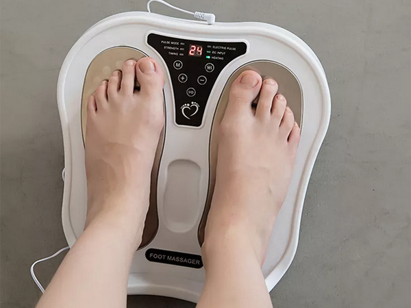 Lábmasszírozó elektrostimulátor izomstimuláció