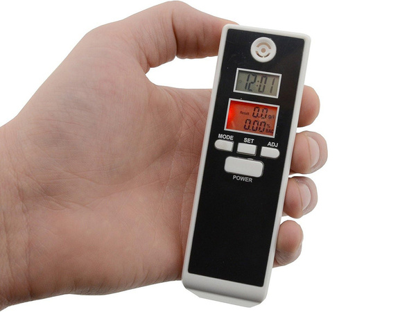 Mouthless breathalyser pocket precision semiconductor thermometer