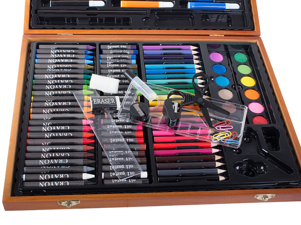 Artist's set for painting in case 150 pcs