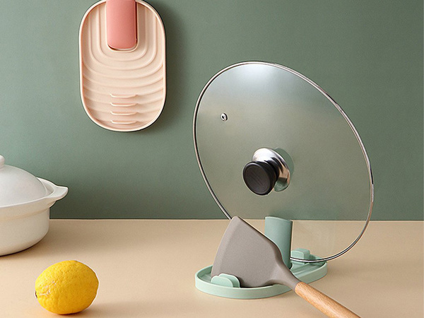 Kitchen spoon drainer pad