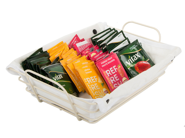 Loft metal wire basket for kitchen for fruit bread with lining