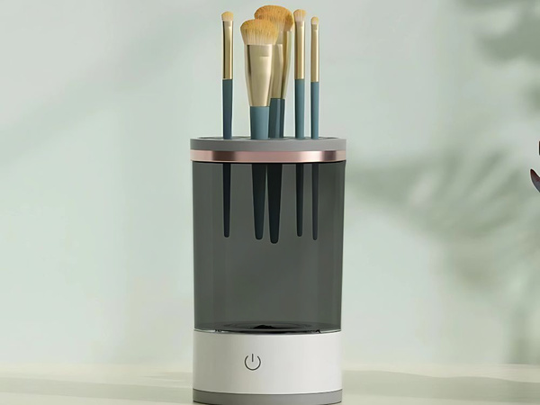 Station de nettoyage pour le nettoyage et le séchage des pinceaux et éponges cosmétiques usb