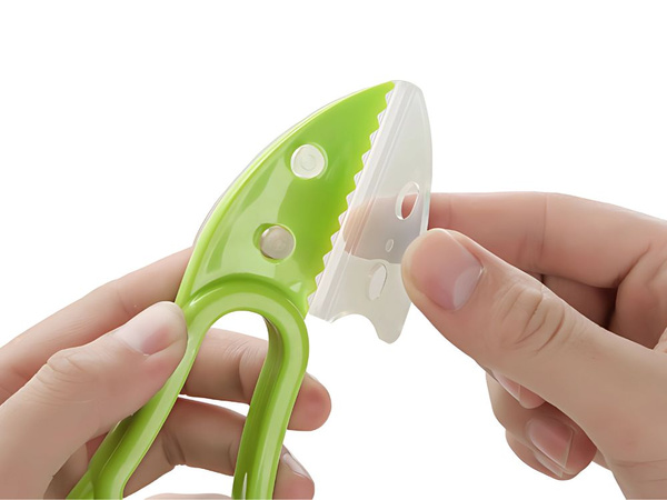 Cuchillo cortador de aguacate pelador de fruta multifuncional en plástico