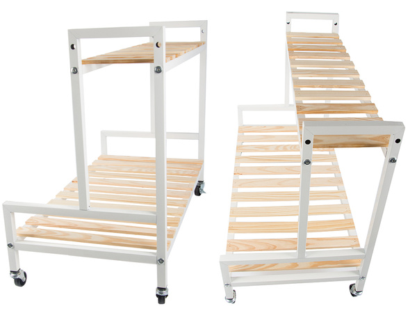 Parterre de madera para flores en maceta estantería de dos pisos sobre ruedas terraza