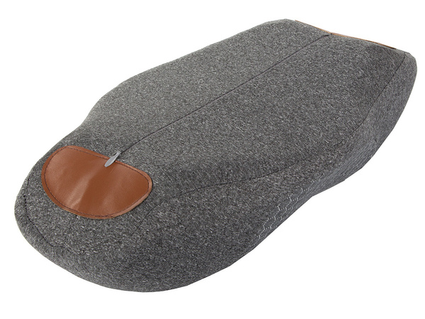 Oreiller orthopédique en mousse profilée pour le soutien de la nuque