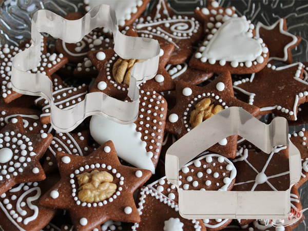 Emporte-pièces pour pain d'épice biscuits de noël 15 pcs. A cuire