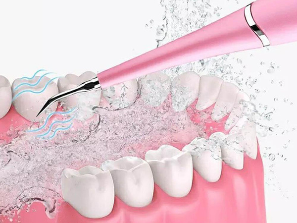 Ultrasonic dental scaler for calculus
