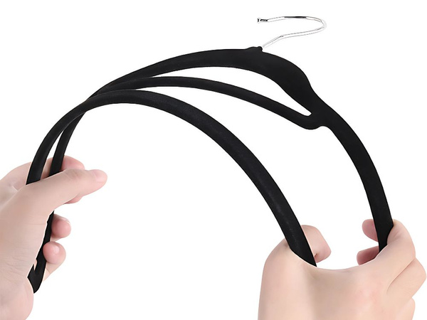 Perchas de terciopelo negro antideslizante juego de 20 piezas