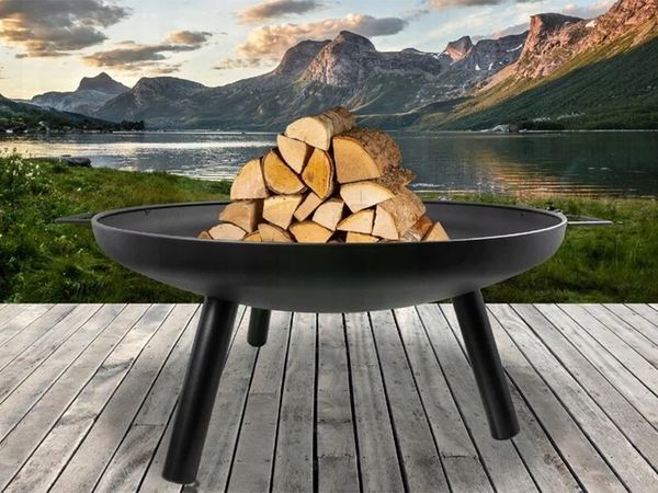 Gartenkamin grosser dreibein-ständer rost hängegrill kamin kohle