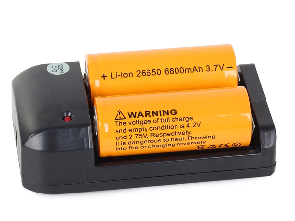 Lanternă tactică bailong zoom puternic cree xhp50