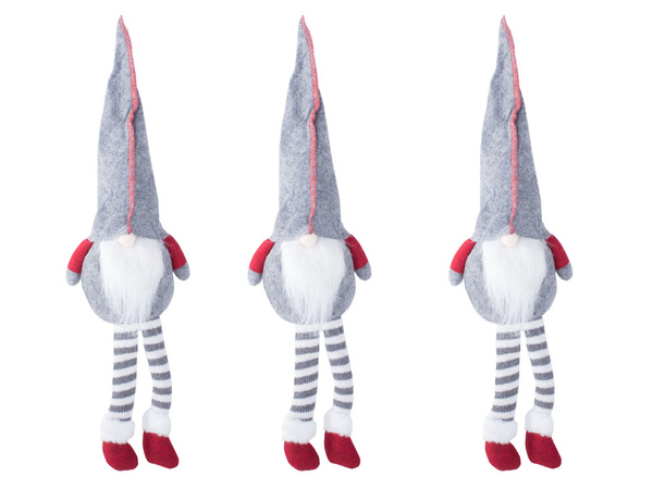 Weihnachtszwerg weihnachtszwerg unter weihnachtsbaum