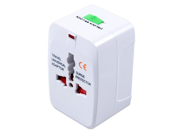 Adapter universaalne pistik maailm