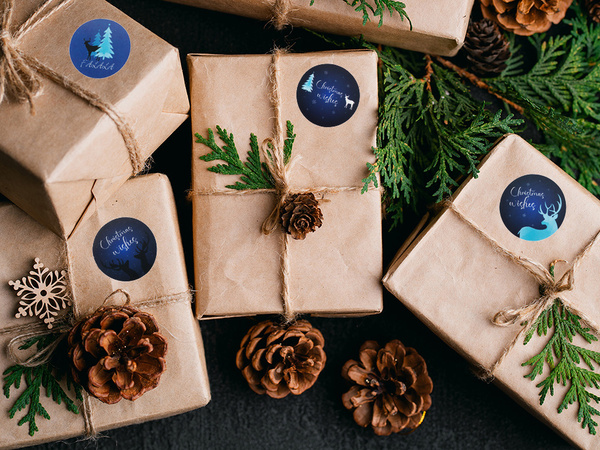 Christmas decorative stickers on roll of 500 pieces merry christmas