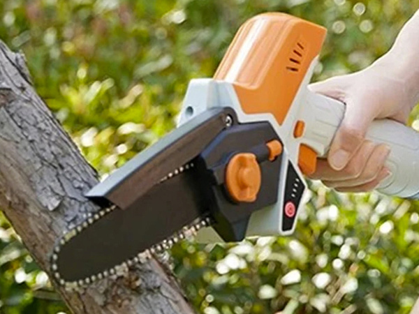 Akutoitega mootorsaag mini oksasaag oksade lõikamiseks