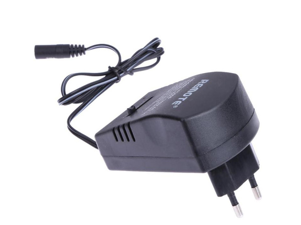 Fuente de alimentación universal cargador regulado 3v-12v