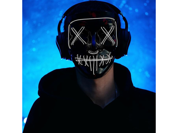 Svietiace led maska halloween strana očista