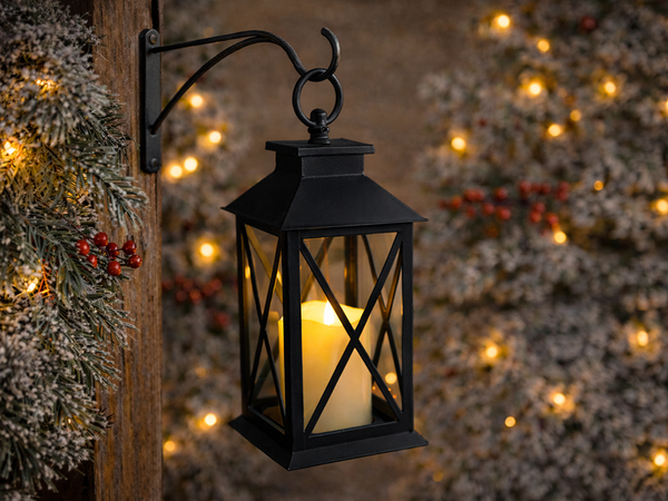 DECORATIVE LED LANTERN WITH ELECTRIC BATTERY-POWERED CANDLE
