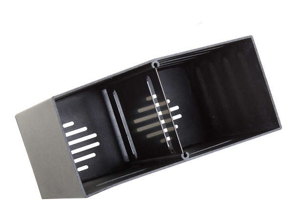 Wall-mounted cutlery organiser drainer
