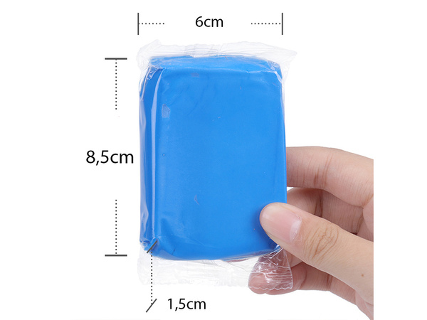 Tvrdý íl na čistenie laku auta