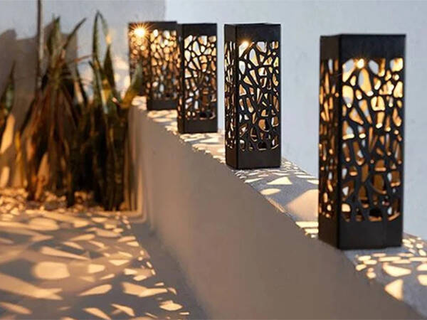 Lampa lampy ogrodowa solarna ozdobna zestaw 4 sztuki czujnik zmierzchu