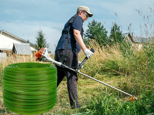 Żyłka z drutem tnąca zbrojona do kosy spalinowej czterokątna 2,4mm 100m