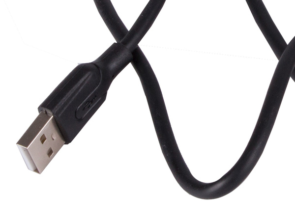 Cable largo y resistente tipo usb-c para cargar el teléfono