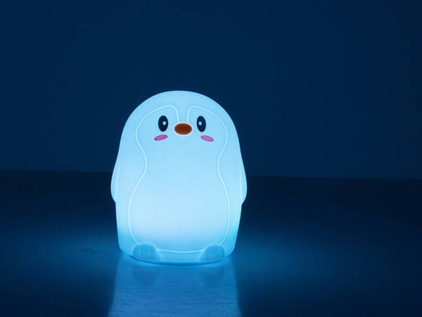 Luz nocturna infantil led pingüino rgb touch usb